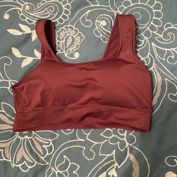 Set of 4 sports bras - Picture 2 of 9